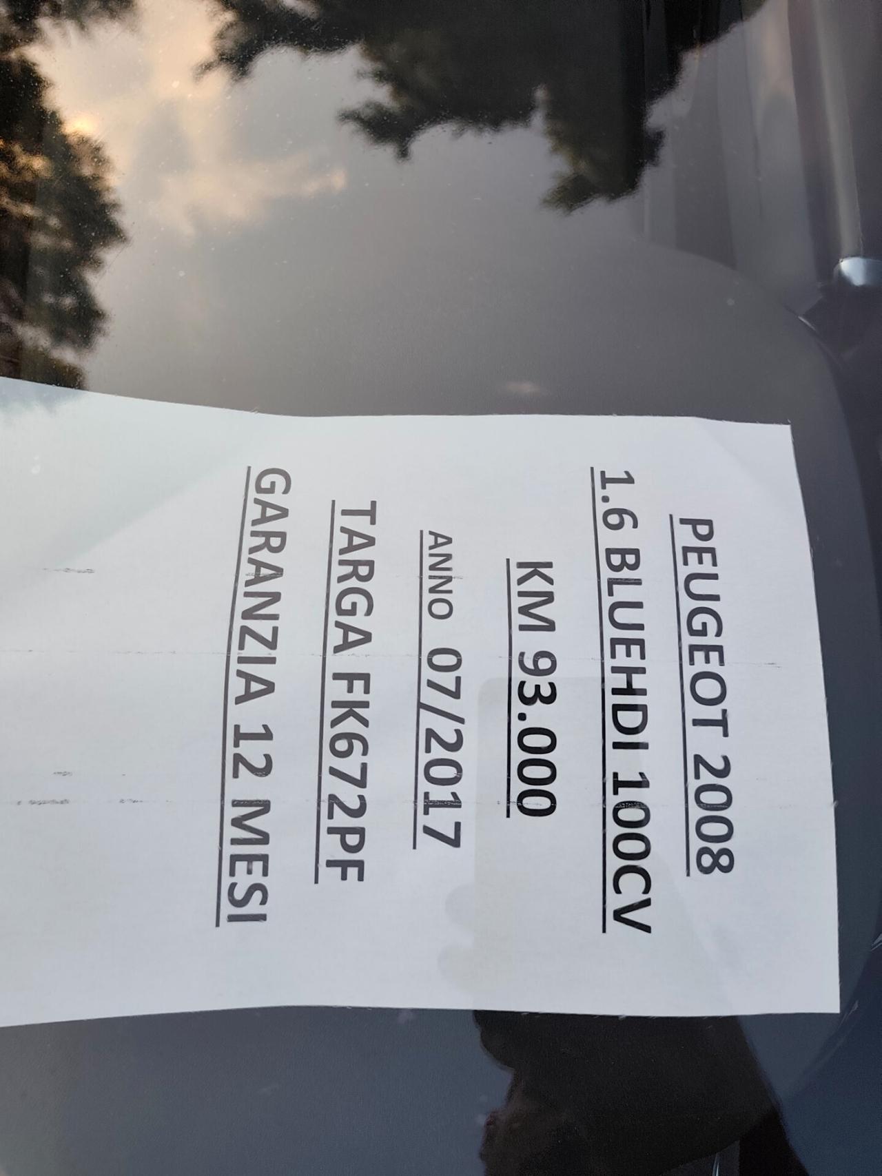Peugeot 2008 1.6 BlueHDi 100 CV Allure