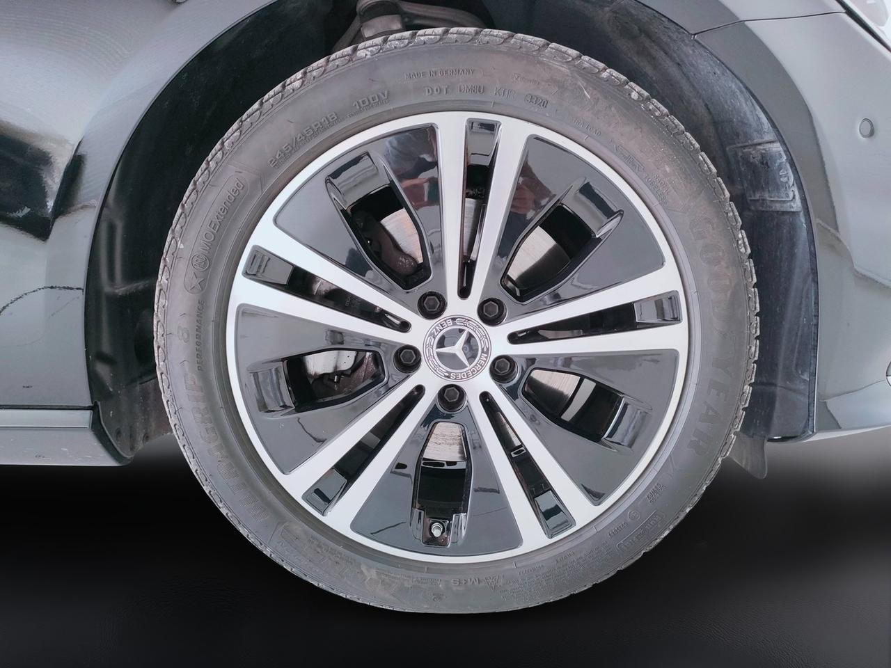 Mercedes-Benz Classe E - W213 Berlina - E 220 d Business Sport 4matic auto my20