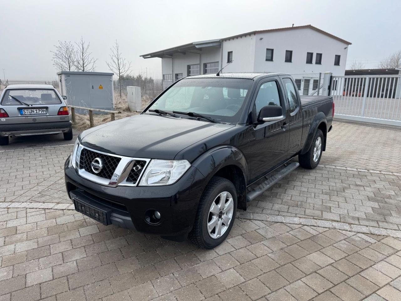 Nissan Navara 2.5 dCi 190CV 2 porte King Cab XE