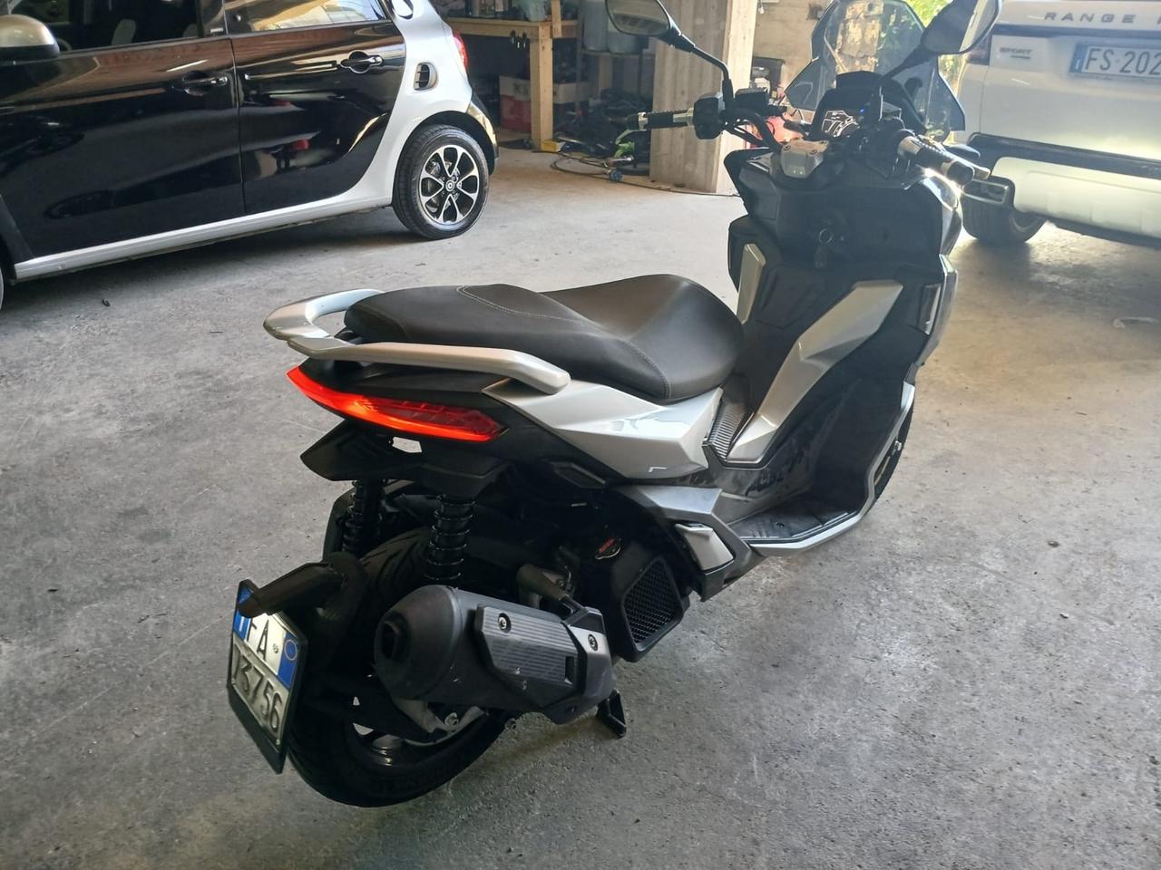 Aprilia SR 125 Sr gt