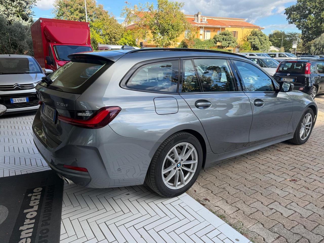 Bmw 318 318d Touring 48V business restailing