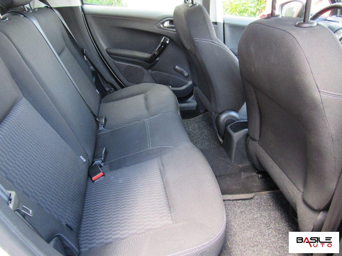 PEUGEOT - 208 - 1.2 VTi 82 CV 5p. Allure