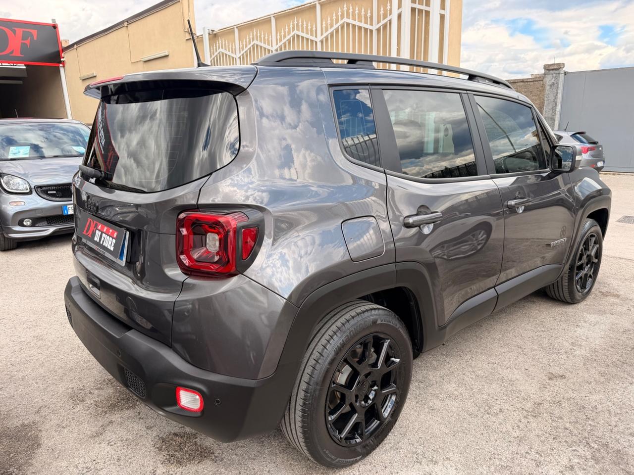 Jeep Renegade 1.6 Mjt 120CV Full Led Car play