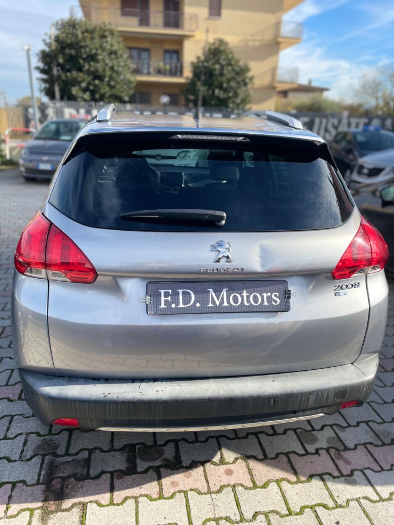 Peugeot 2008 1.6 e-HDi 92 CV Stop&Start Urban Cross