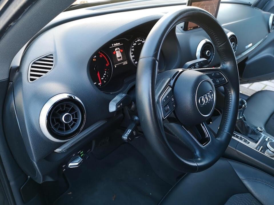 Audi A3 SPB 1.6 TDI 116 CV S tronic Pelle -Xeno -Navig