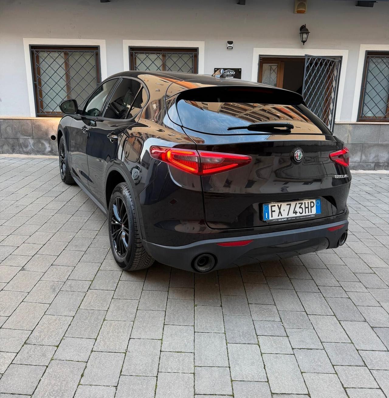 Alfa Romeo Stelvio 2.2 Turbodiesel 190 CV AT8 RWD Executive