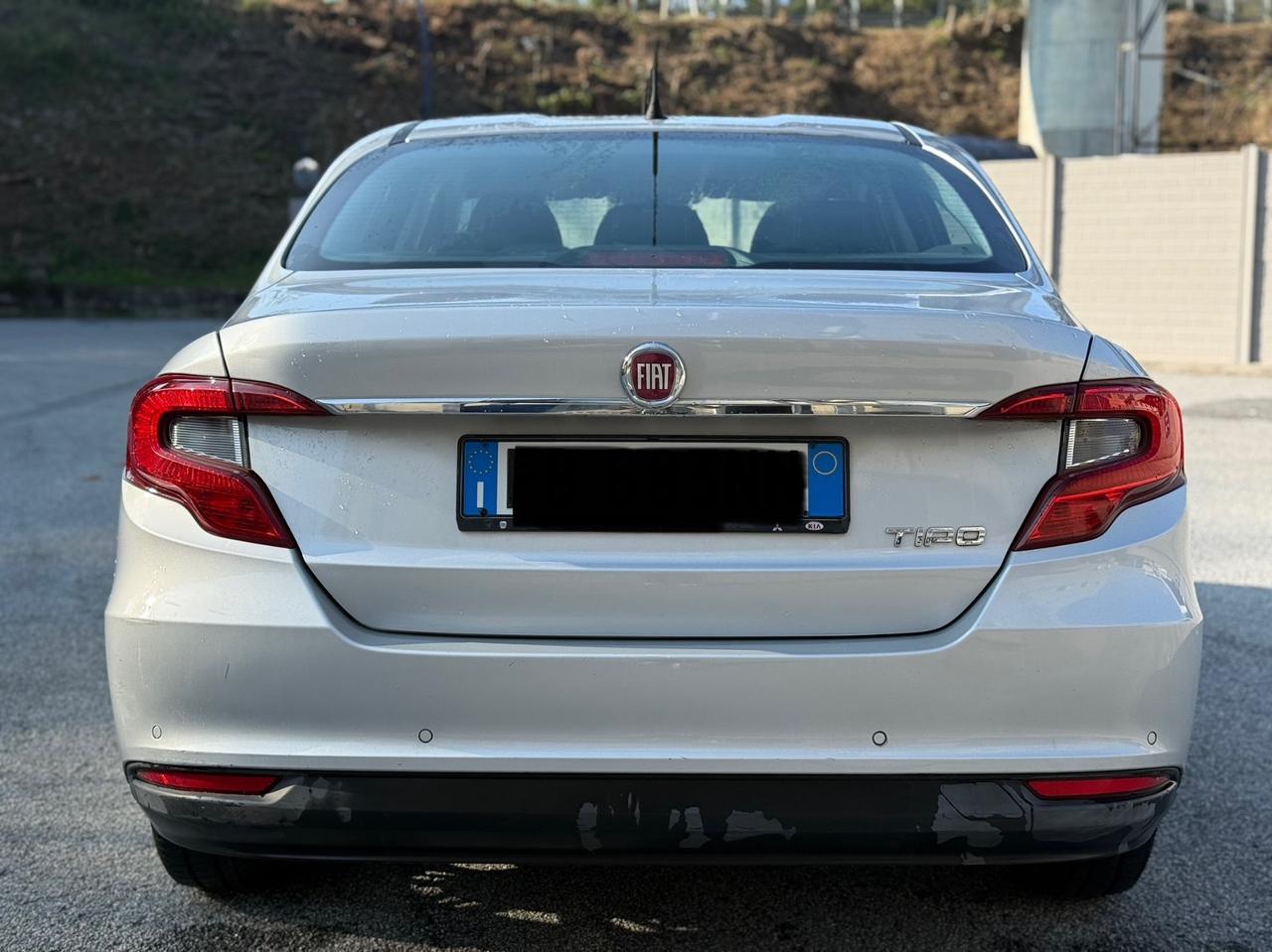 Fiat Tipo 1.4 4 porte Lounge con soli 30.000 km