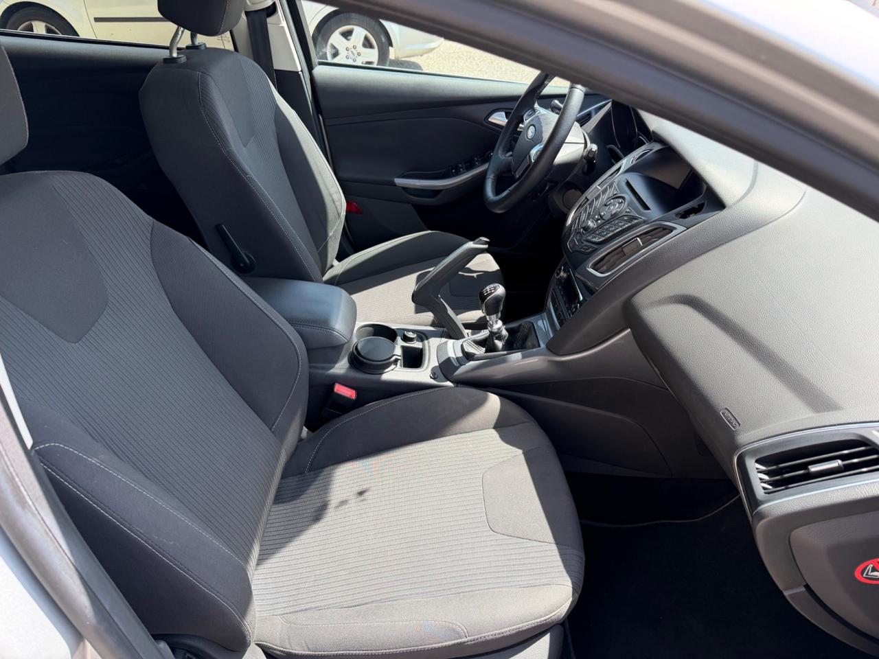 Ford Focus 1.6 TDCi 115 CV Titanium -68.000 KM-