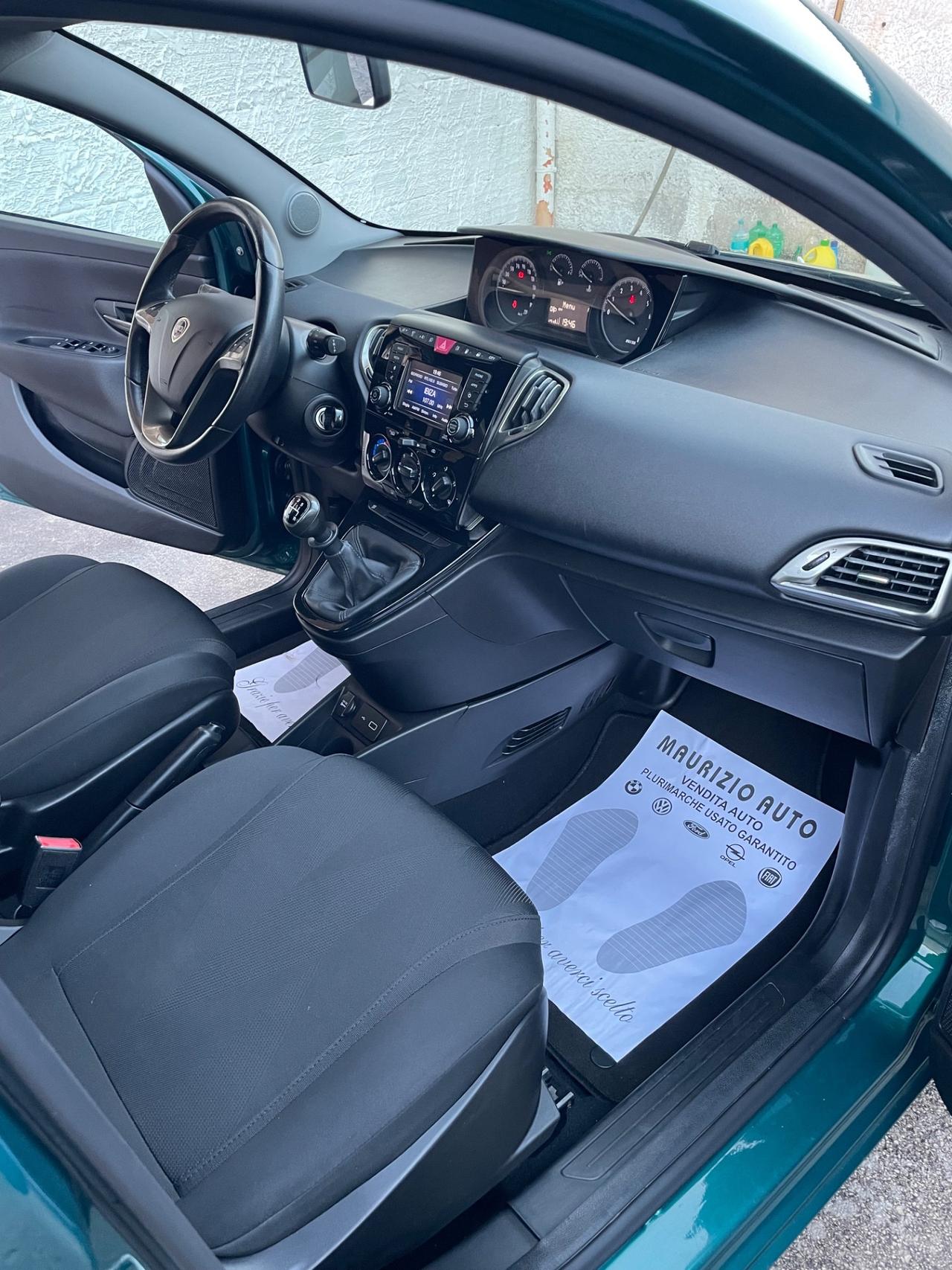 Lancia Ypsilon 1.2 69 CV 5 porte GPL Ecochic Platinum stupenda