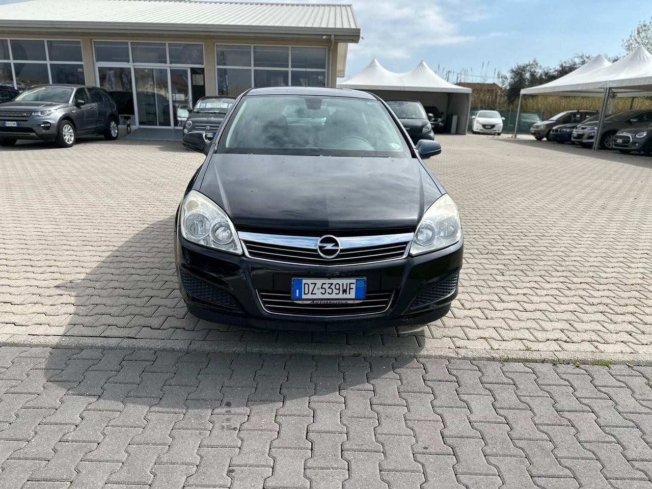 Opel Astra 1.4 16V GPL-TECH 5 porte Enjoy