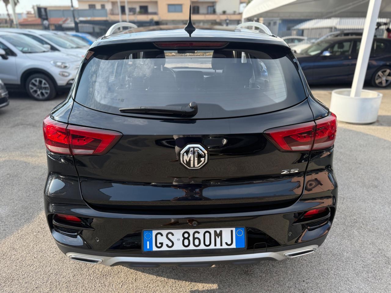 Mg ZS 1.5 VTi-tech Luxury 15.000 km