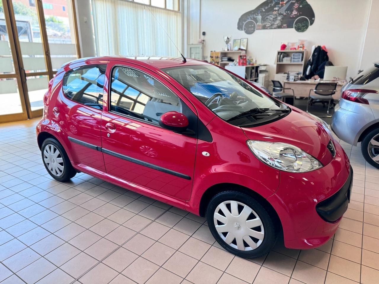 Peugeot 107 1.0 68CV 5p. Desir