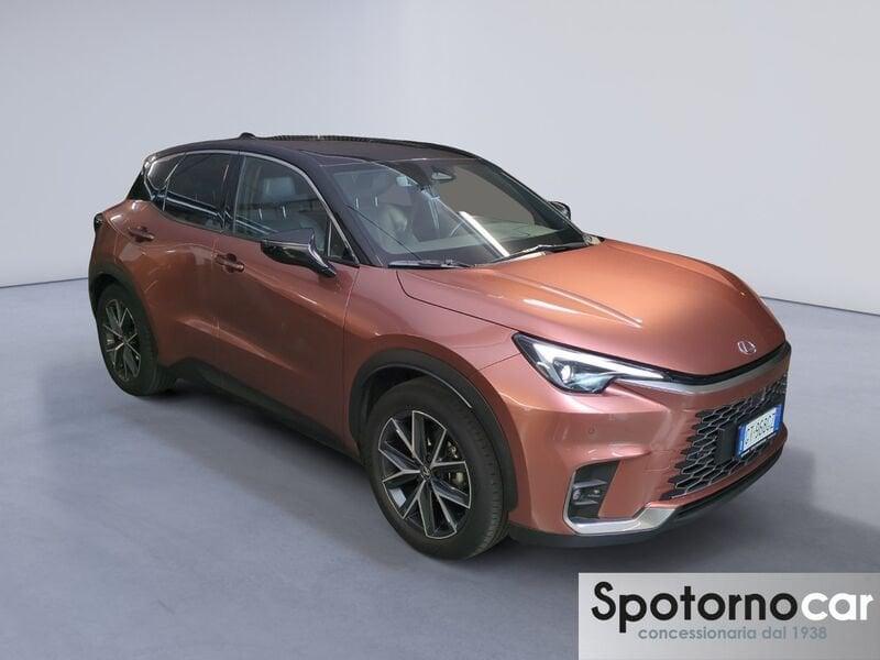 Lexus LBX LBX Hybrid Cool