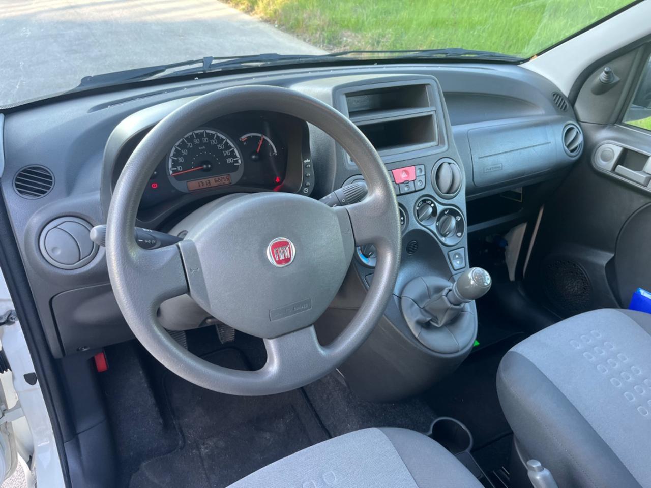 FIAT PANDA 2012 1:2 BENZINA SOLI 62.000 KM
