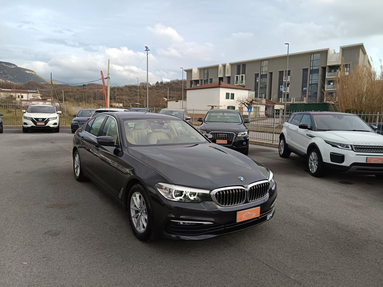 Bmw 520 520i Business auto 184cv