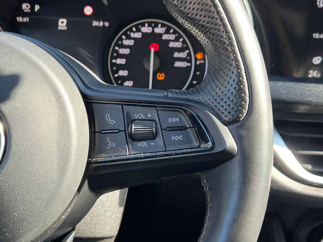 Alfa Romeo Stelvio Super #50279