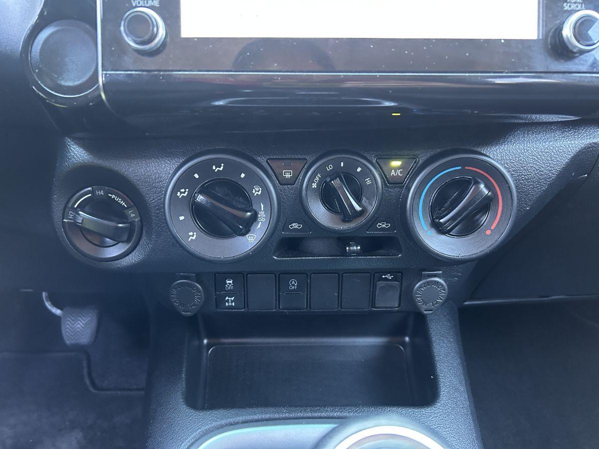 TOYOTA - Hilux 2.4 d-4d 4x4 EXECUTIVE TELECAMERA
