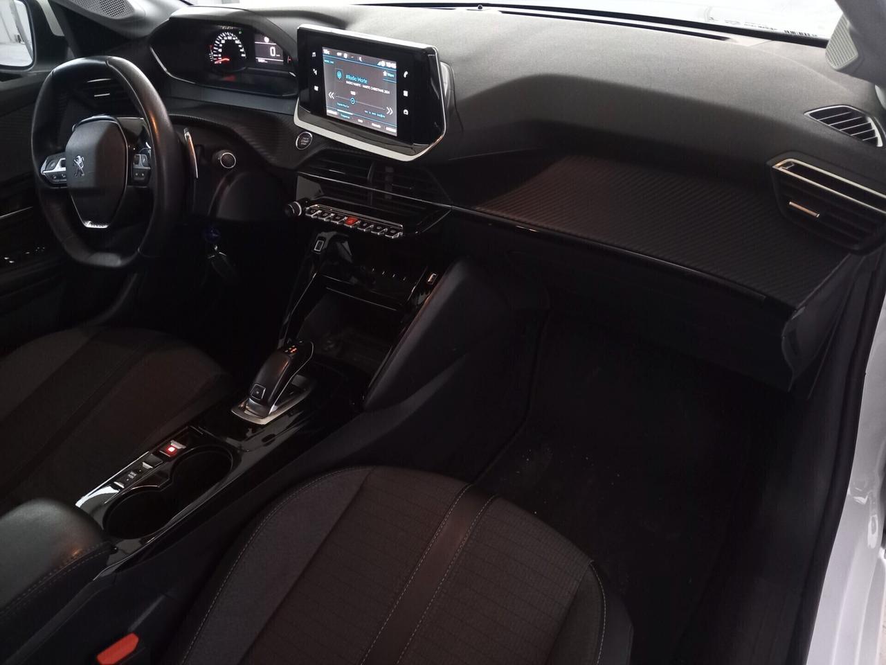 Peugeot 208 BENZ.1.2 C.V 100 AUTOM PER NEO PATENTATI