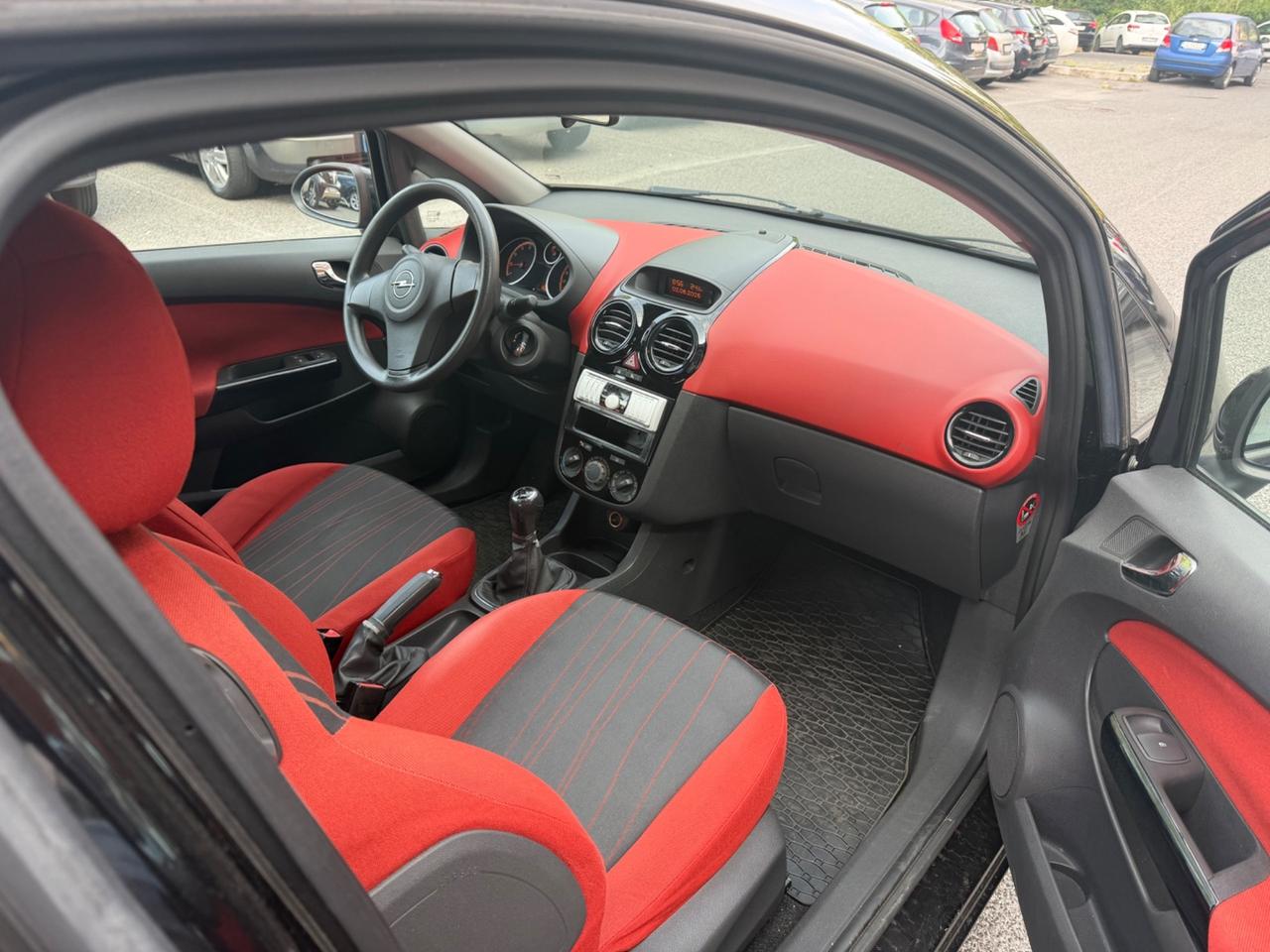 Opel Corsa 1.2 3 porte Enjoy