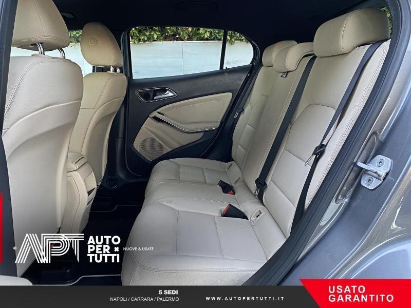 Mercedes-Benz GLA GLA 200 d (cdi) Sport 4matic auto