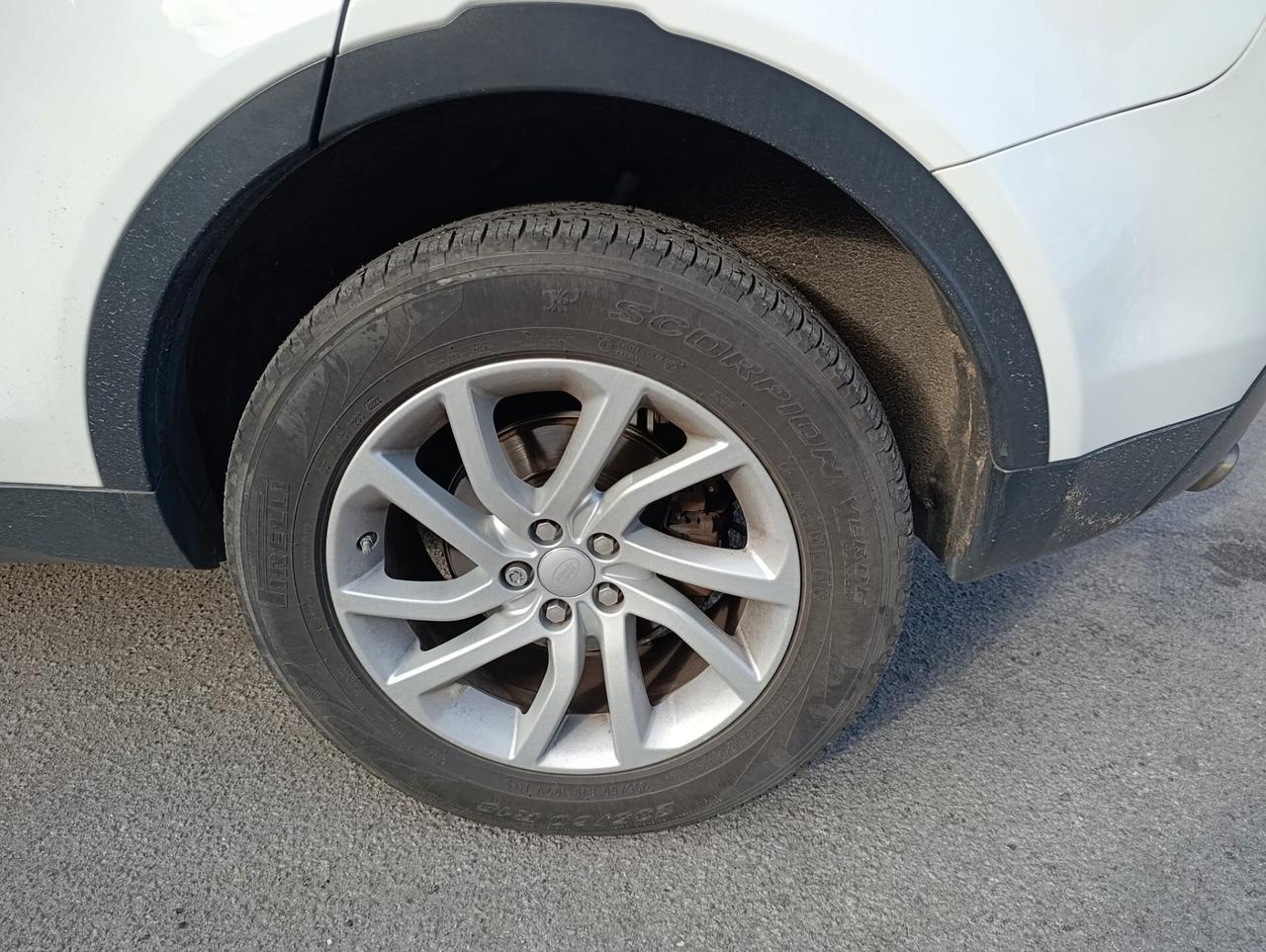 Land Rover Discovery Sport 2.0 TD4 150 CV HSE