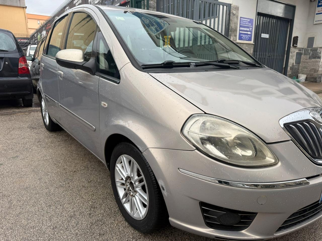 Lancia MUSA 1.4 16V EURO 5 POLTRONA FRAU