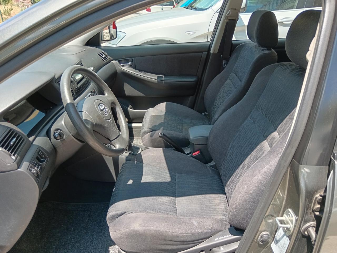 Toyota Corolla 1.4 VVT-I 97CV NUOVISSIMA