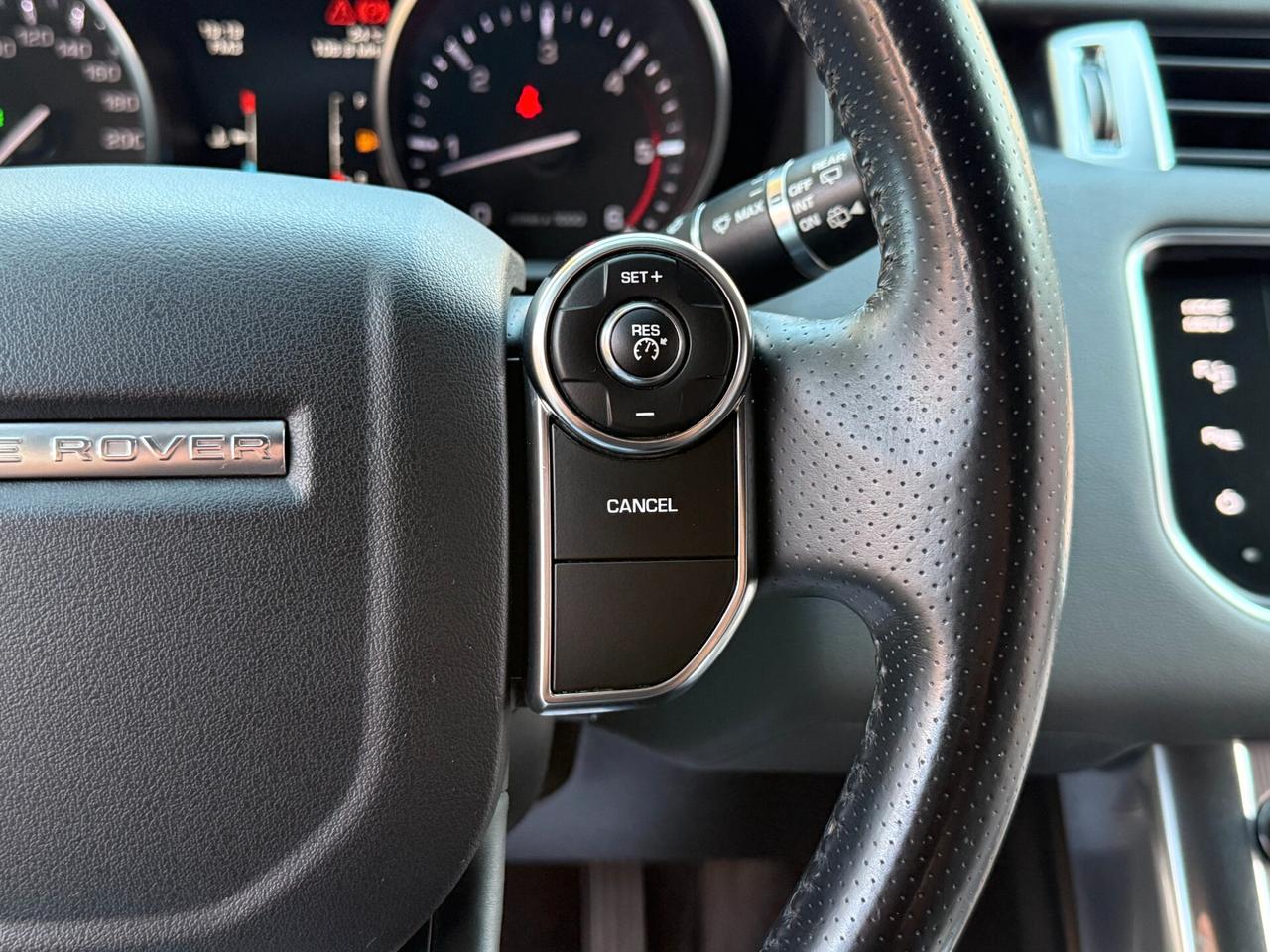 Land Rover Range Sport 3.0 TDV6 HSE NAVI CAMERA