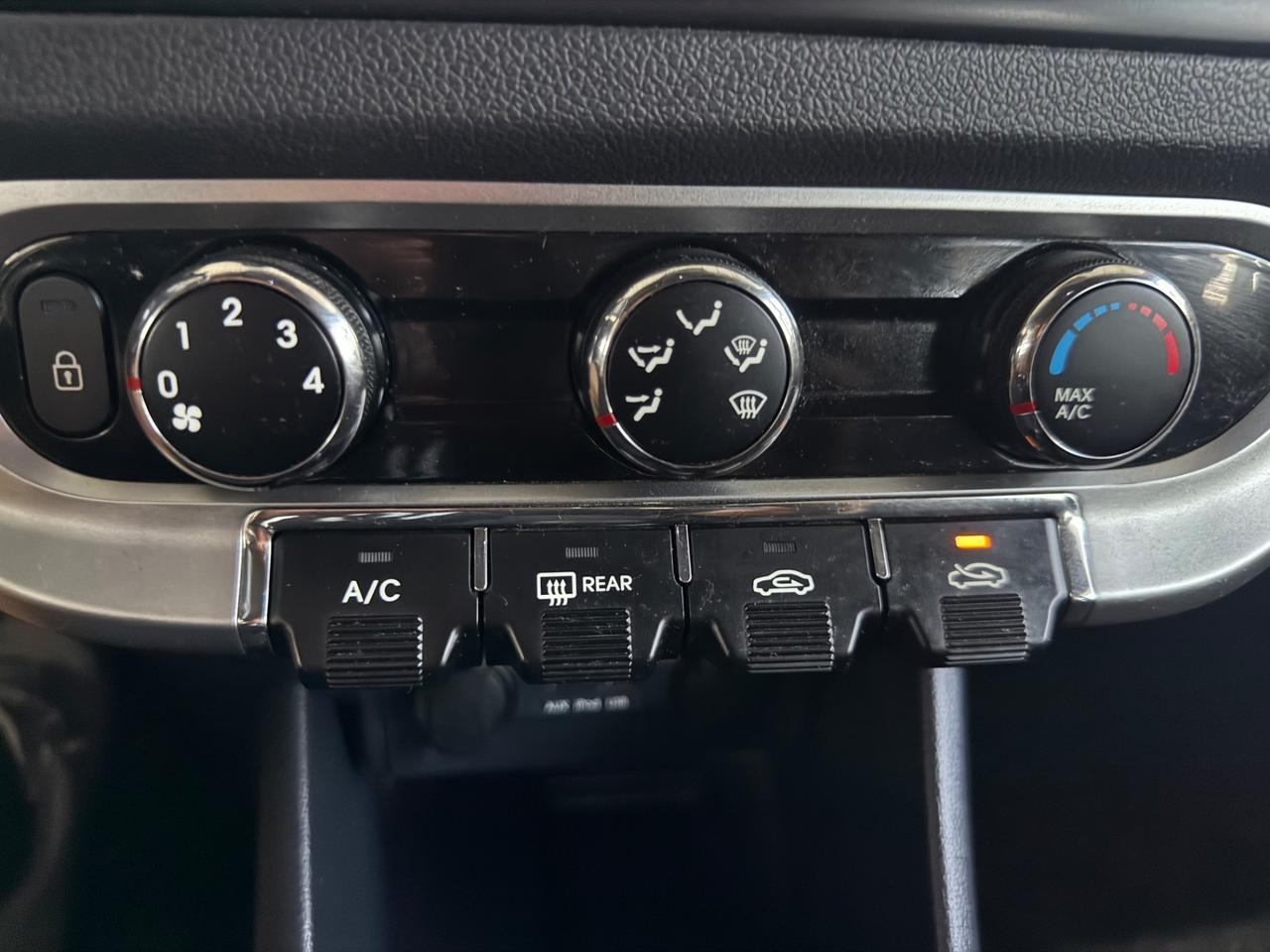 Kia Rio 1.1 CRDi 5p. Active NEOPATENTATI