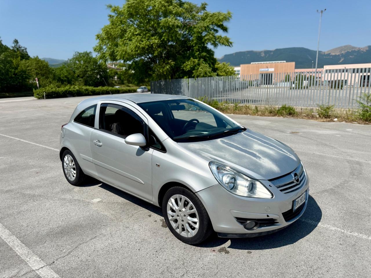 Opel Corsa Diesel 1.3 CDTi 75cv NEOPATENTATI OK