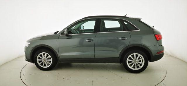 AUDI Q3 2.0 TDI 120 CV Business