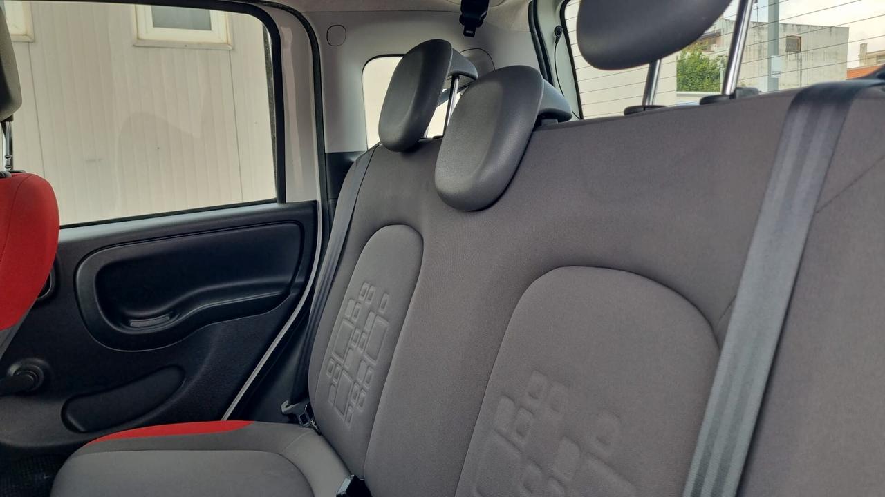 Fiat Panda 0.9 TWINAIR TURBO NATURAL POWER LOUNGE