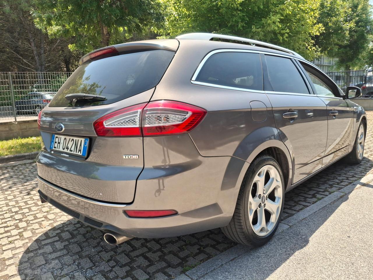 Ford Mondeo 2.2 TDCi/200 SW Titanium Business-NAVIGATORE