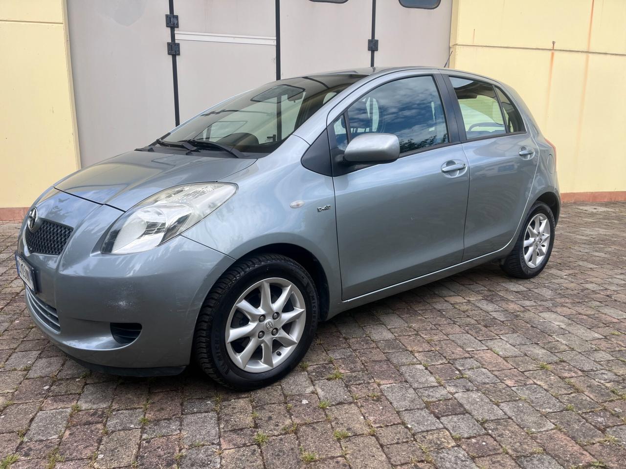 Toyota Yaris 1.4 D-4D 5 porte