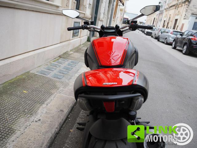 DUCATI Diavel Red Carbon