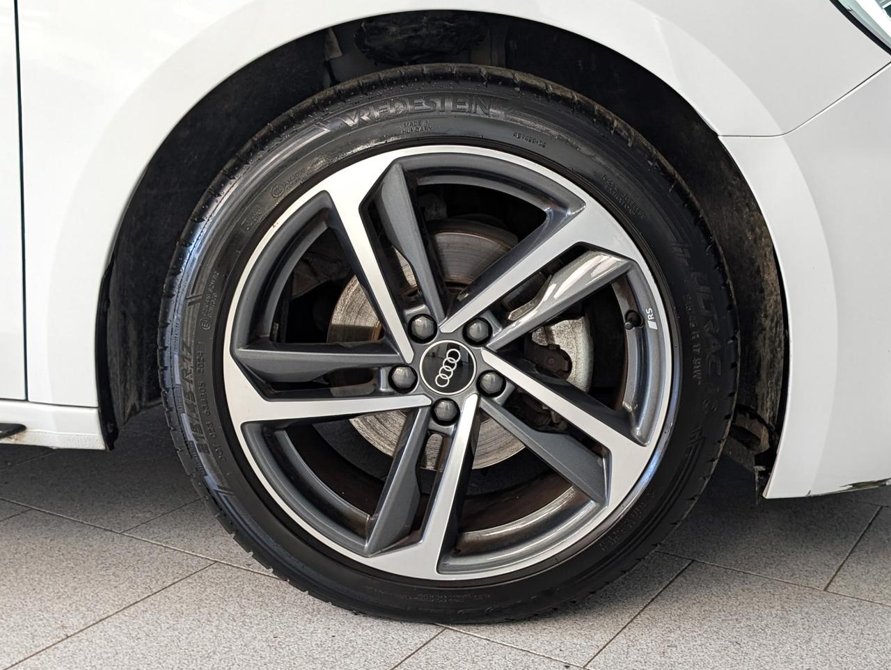 Audi A1 30 TFSI 116cv Adrenalin Black Edition S line