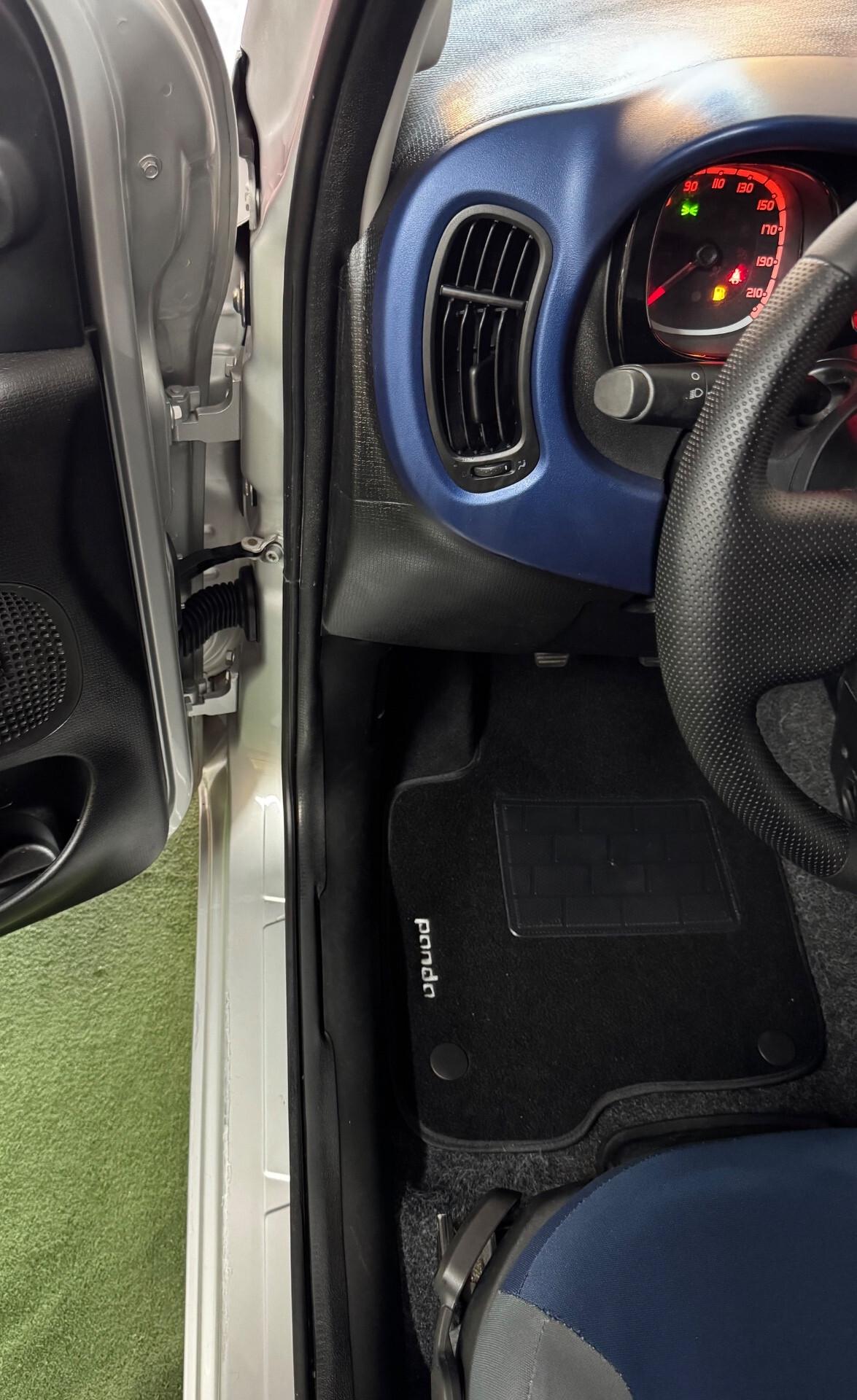 Fiat Panda 1.2 Lounge,90000 Chilometri 2014