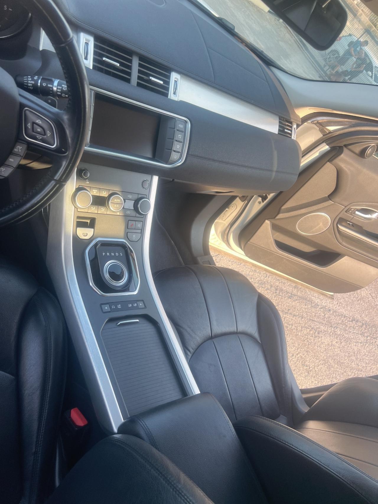 Land Rover Range Evoque 2.0 TD4 150 CV 5p. SE