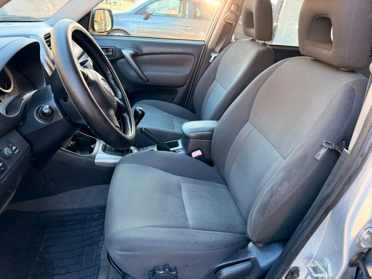 Toyota RAV 4 RAV4.com 2.0 Tdi D-4D cat 5 porte