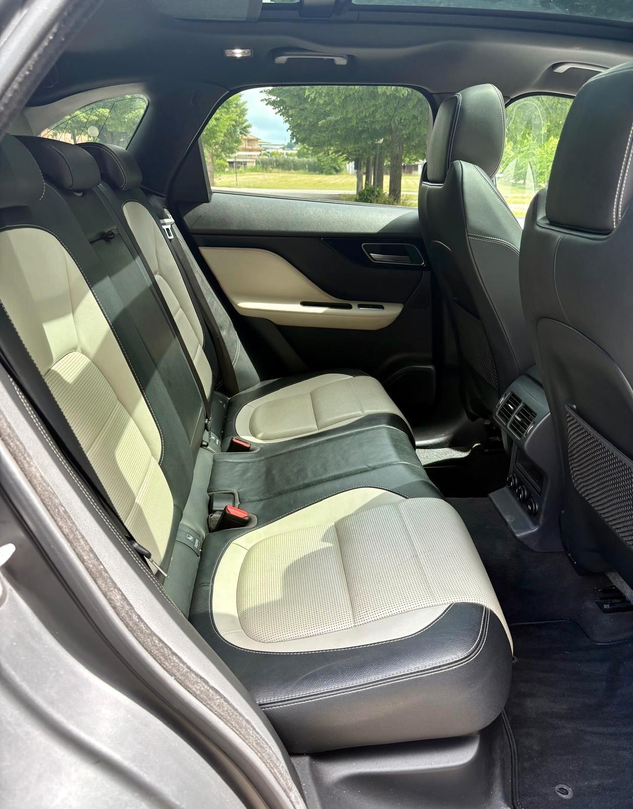Jaguar F-Pace 2.0 D 180 CV AWD Automatic R-Sport