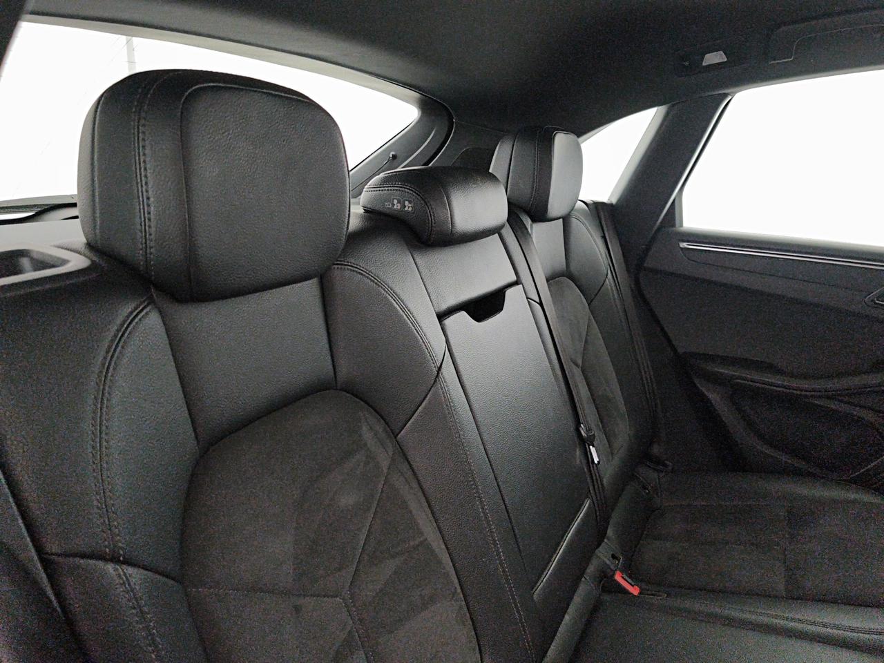 Porsche Macan 2.0 252cv