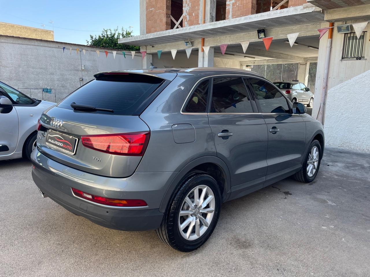 Audi Q3 RESTAYLING 2.0 TDI 120 CV Sport Full bixenon LED navigatore ecc dal nord Italia