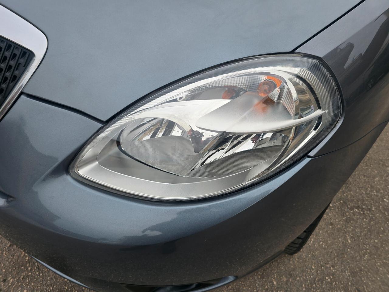 Lancia Ypsilon 1.2 Oro Gpl