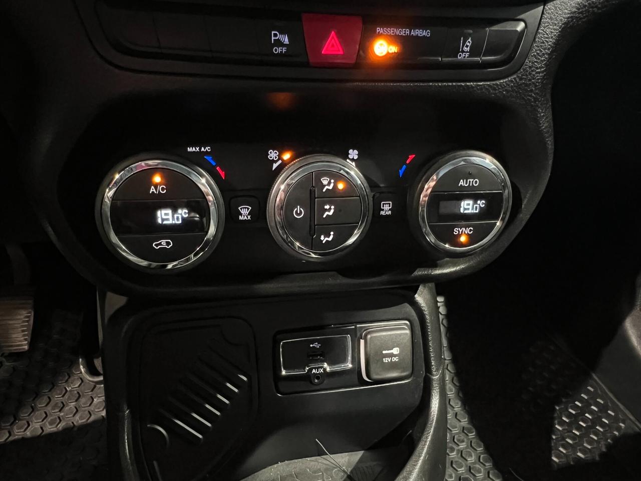 Jeep Renegade 1.6 Mjt 120 CV Limited NAVI PELLE