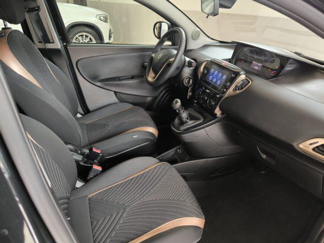 LANCIA Ypsilon 1.0 FireFly 5 porte S&S Hybrid Alberta Ferretti