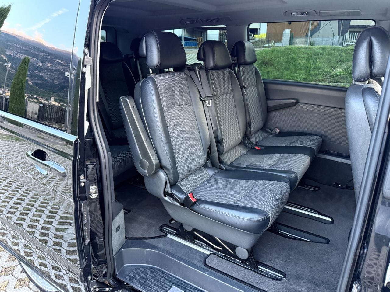 Mercedes Viano 3.0 CDI V6 224cv Avantgarde L 8 posti