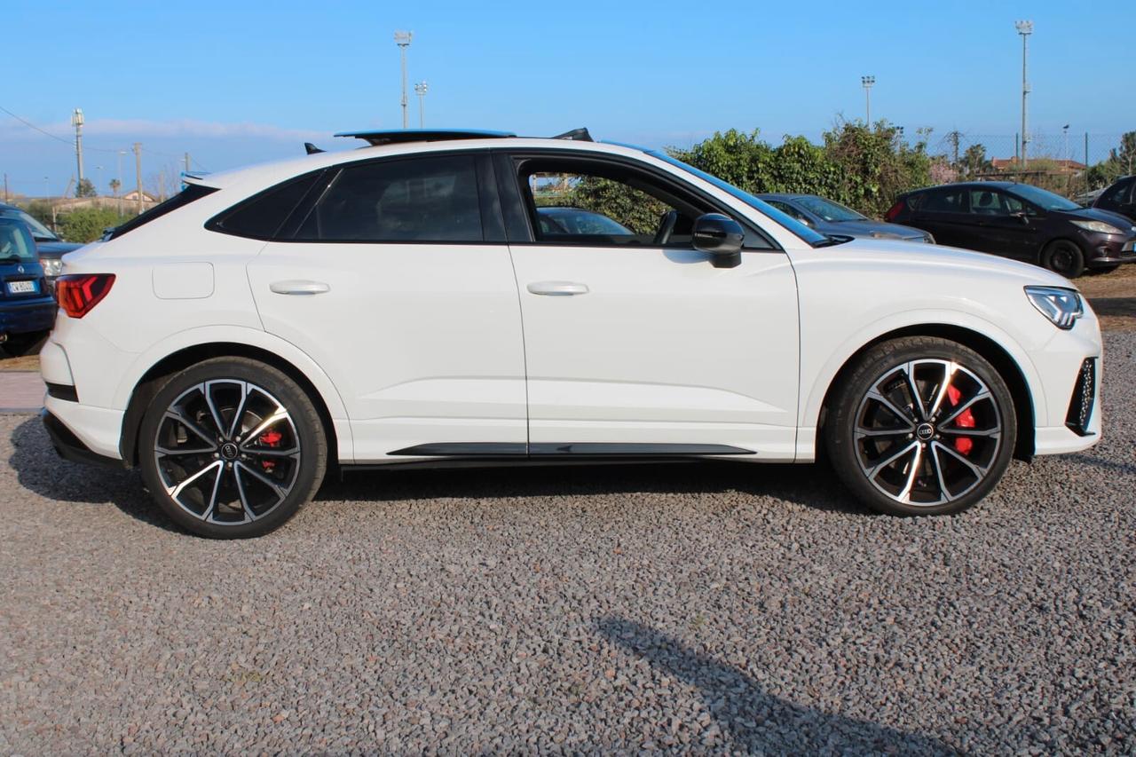 Audi Q3 RS Q3 SPB quattro S tronic