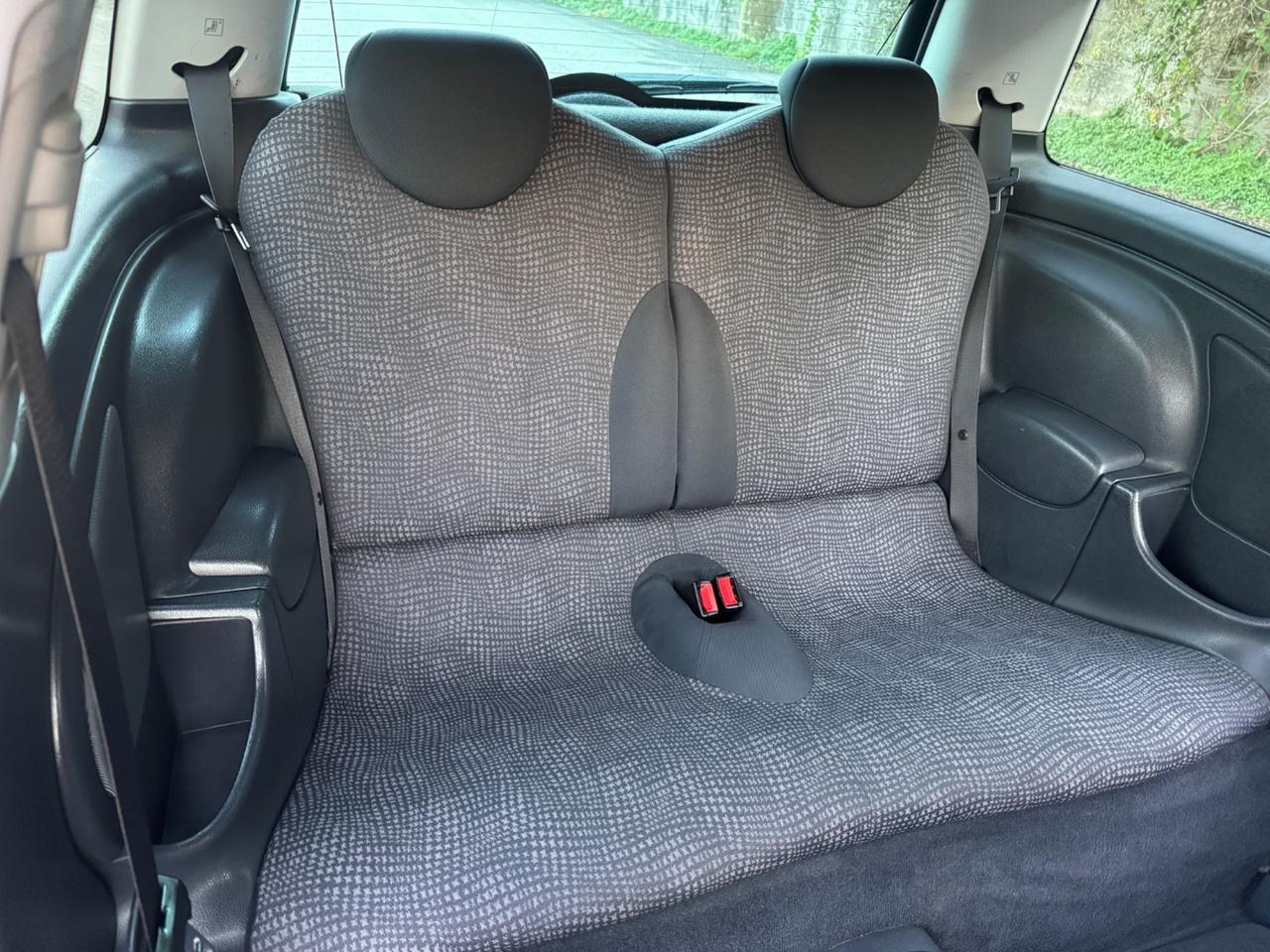 Mini cooper idonea ai neopatentati gomme e frizione nuove