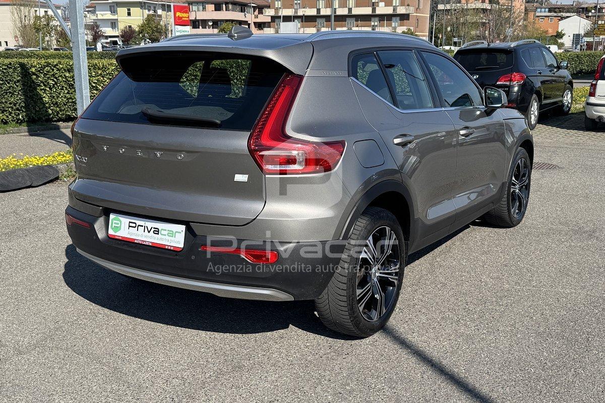 VOLVO XC40 T5 Recharge Plug-in Hybrid R-design