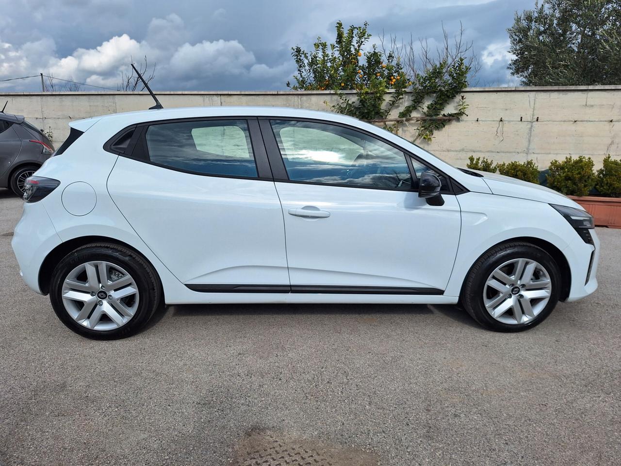 Renault Clio 1.0 TCe 90cv Evolution NAV - 2025